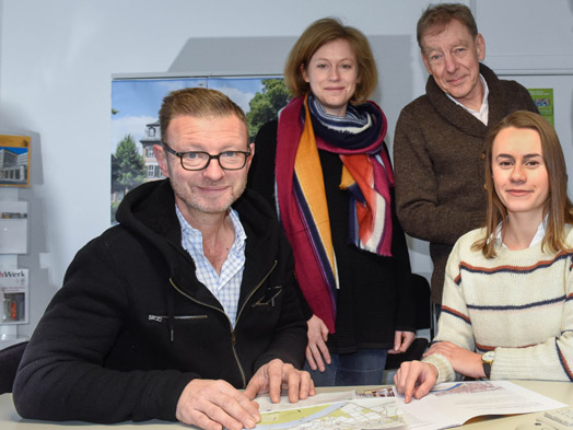 The Höchst project team, from left to right: Dr. Jürgen Schmitt (ProjectCity), Anne Lederer (City Planning Department), Frank Ammon (ammon + sturm), Jenny Nussbaum (ProjectCity), © Nassauische Heimstätte