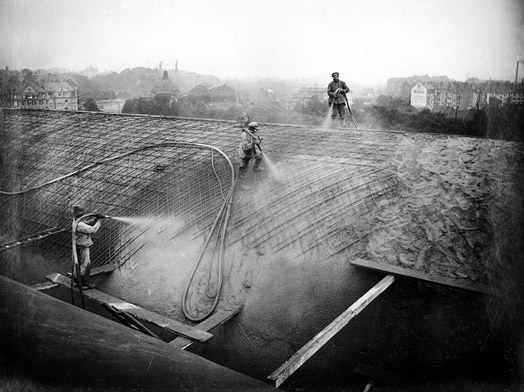 Construction of the wholesale market hall, 1928, © Institut für Stadtgeschichte Frankfurt am Main